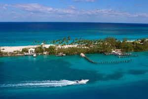 paradise 1899296 640 300x200 - Drone rules and laws in the Bahamas